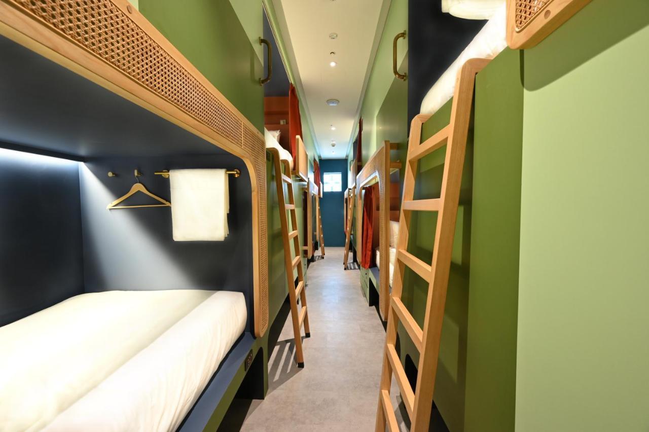 Dream Chaser Boutique Capsule Hotel Singapura Luaran gambar