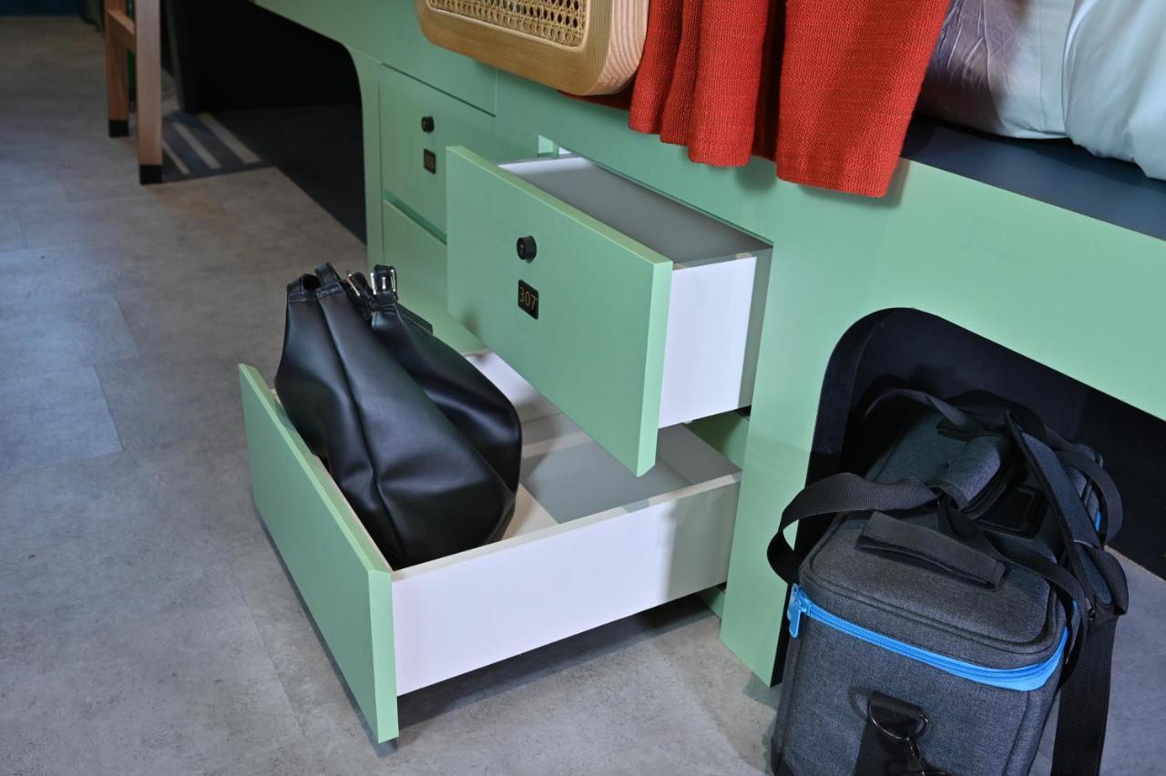 Dream Chaser Boutique Capsule Hotel Singapura Luaran gambar